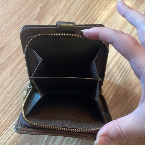 Louis Vuitton damier ebene compact wallet - Picture 10 of 10